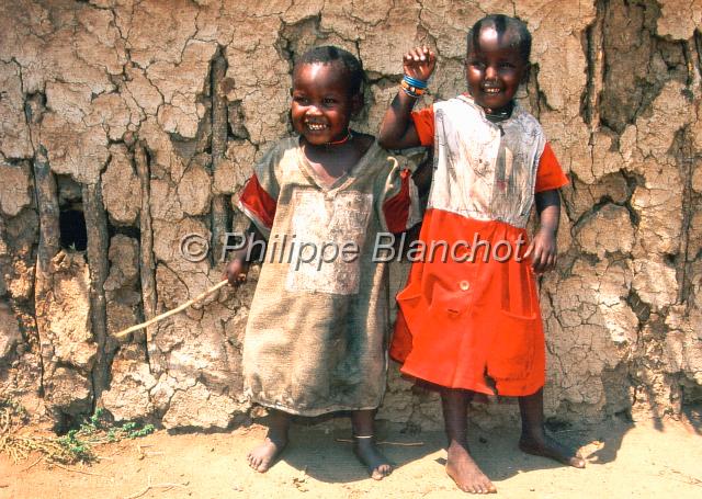 kenya 09.JPG - Enfants MasaiRéserve de Masai MaraMasai Mara National ReserveKenya